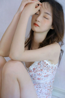 春色无边女儿国